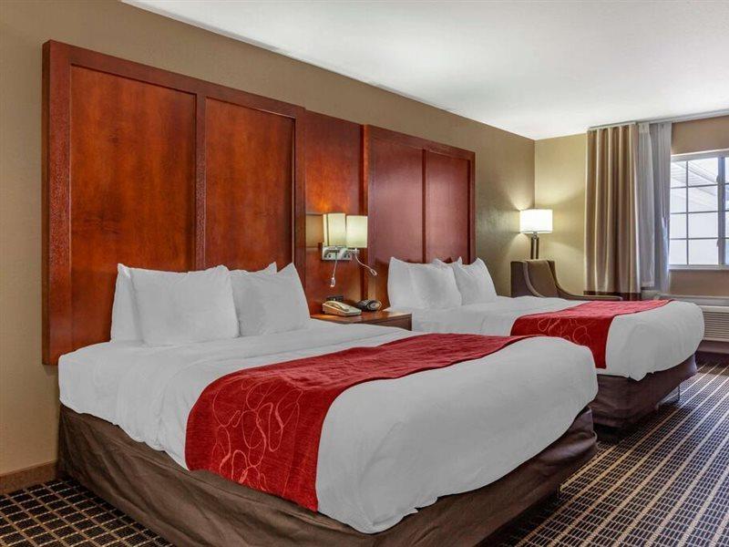 Comfort Suites Delavan - Lake Geneva Area Ngoại thất bức ảnh