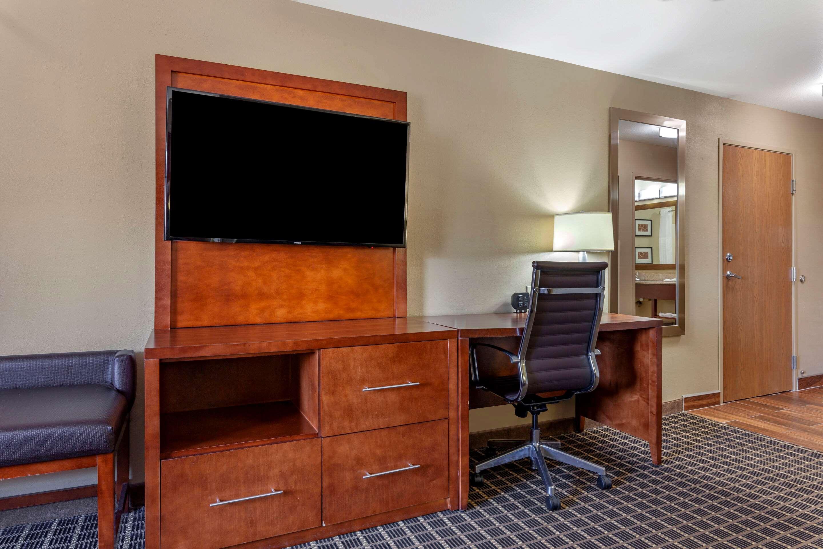 Comfort Suites Delavan - Lake Geneva Area Ngoại thất bức ảnh