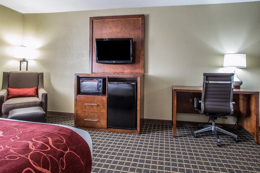 Comfort Suites Delavan - Lake Geneva Area Ngoại thất bức ảnh