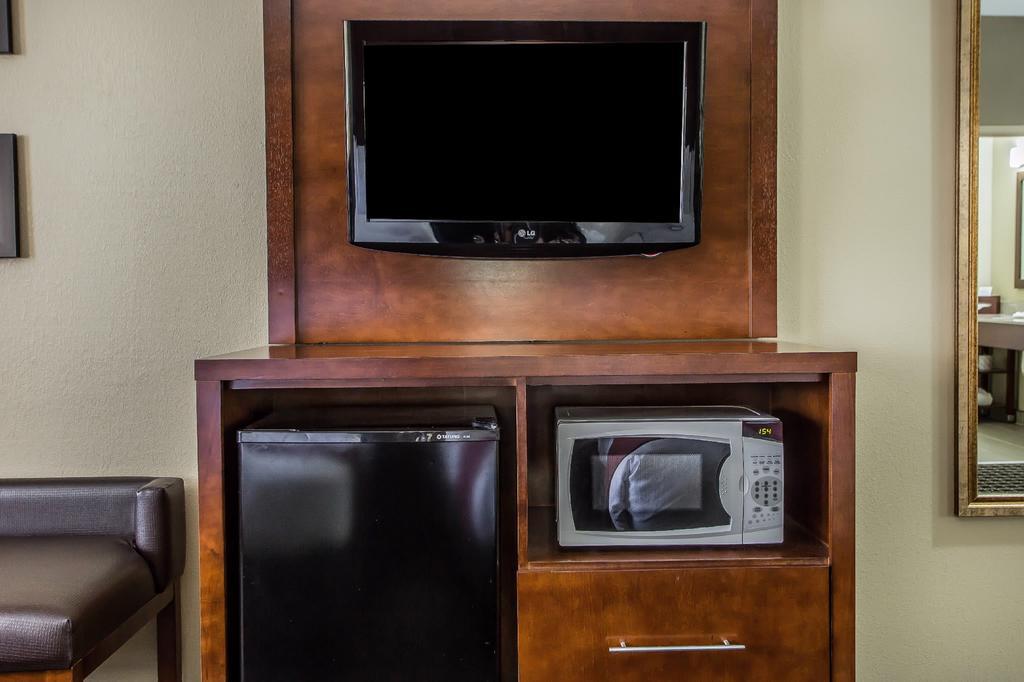 Comfort Suites Delavan - Lake Geneva Area Ngoại thất bức ảnh