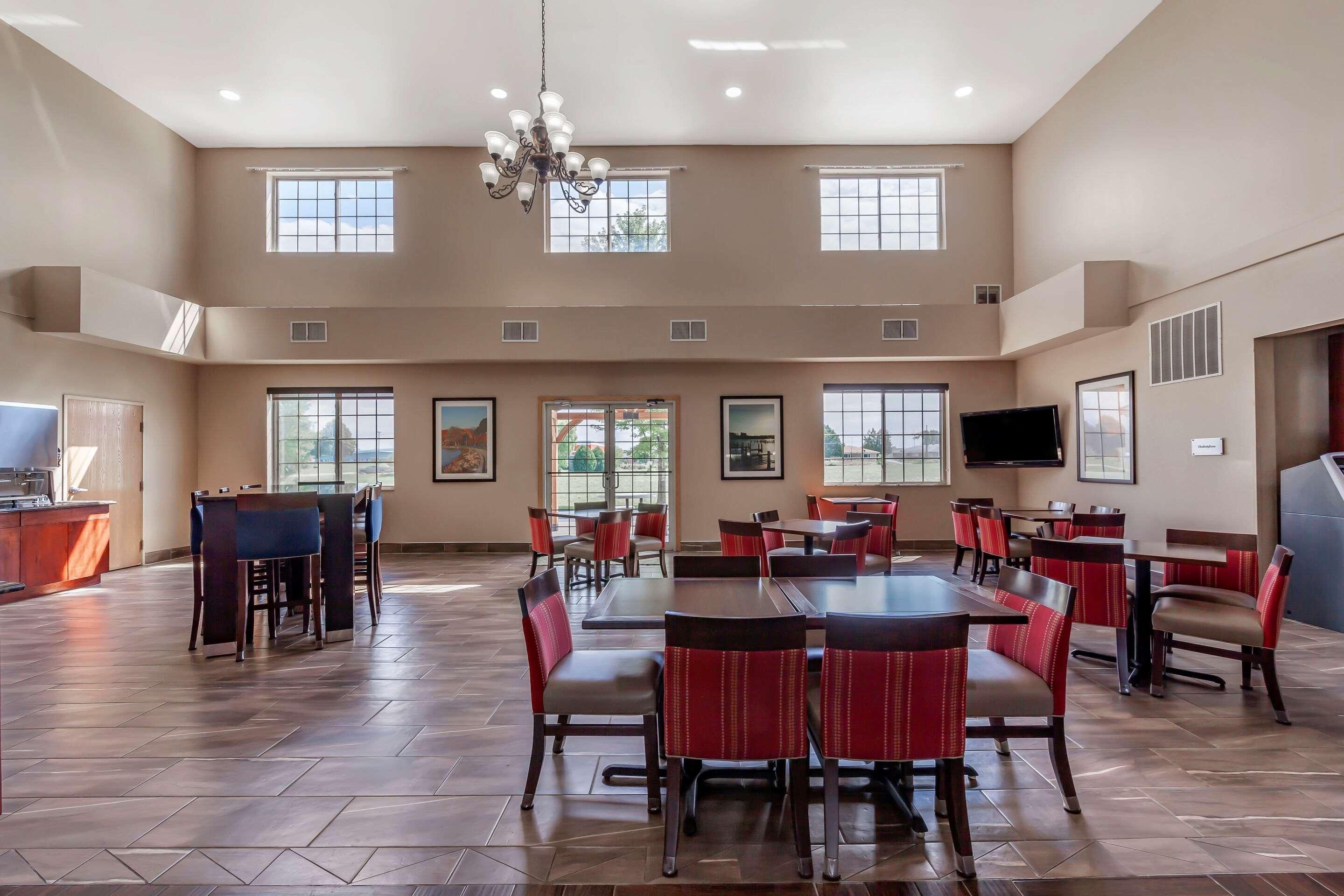 Comfort Suites Delavan - Lake Geneva Area Ngoại thất bức ảnh
