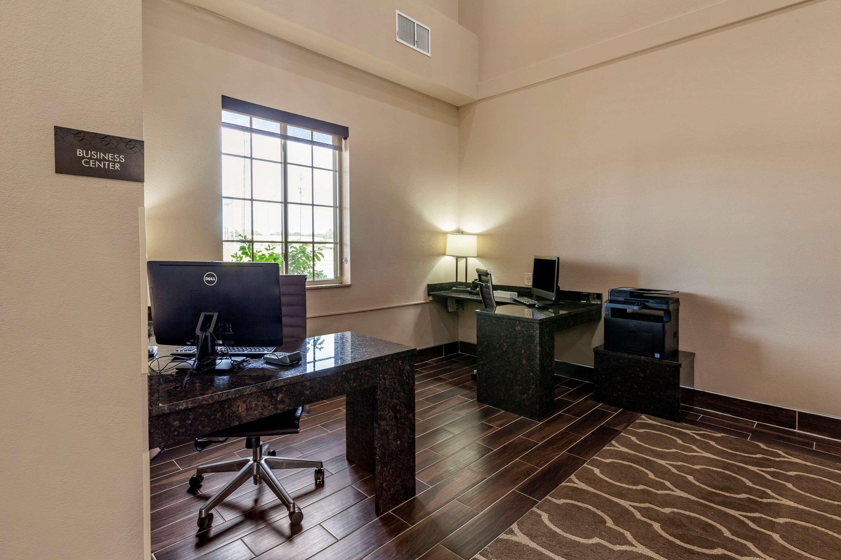 Comfort Suites Delavan - Lake Geneva Area Ngoại thất bức ảnh